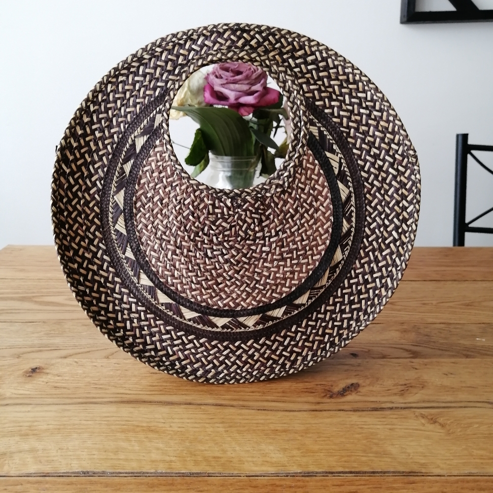 Circle straw tribal pattern bag